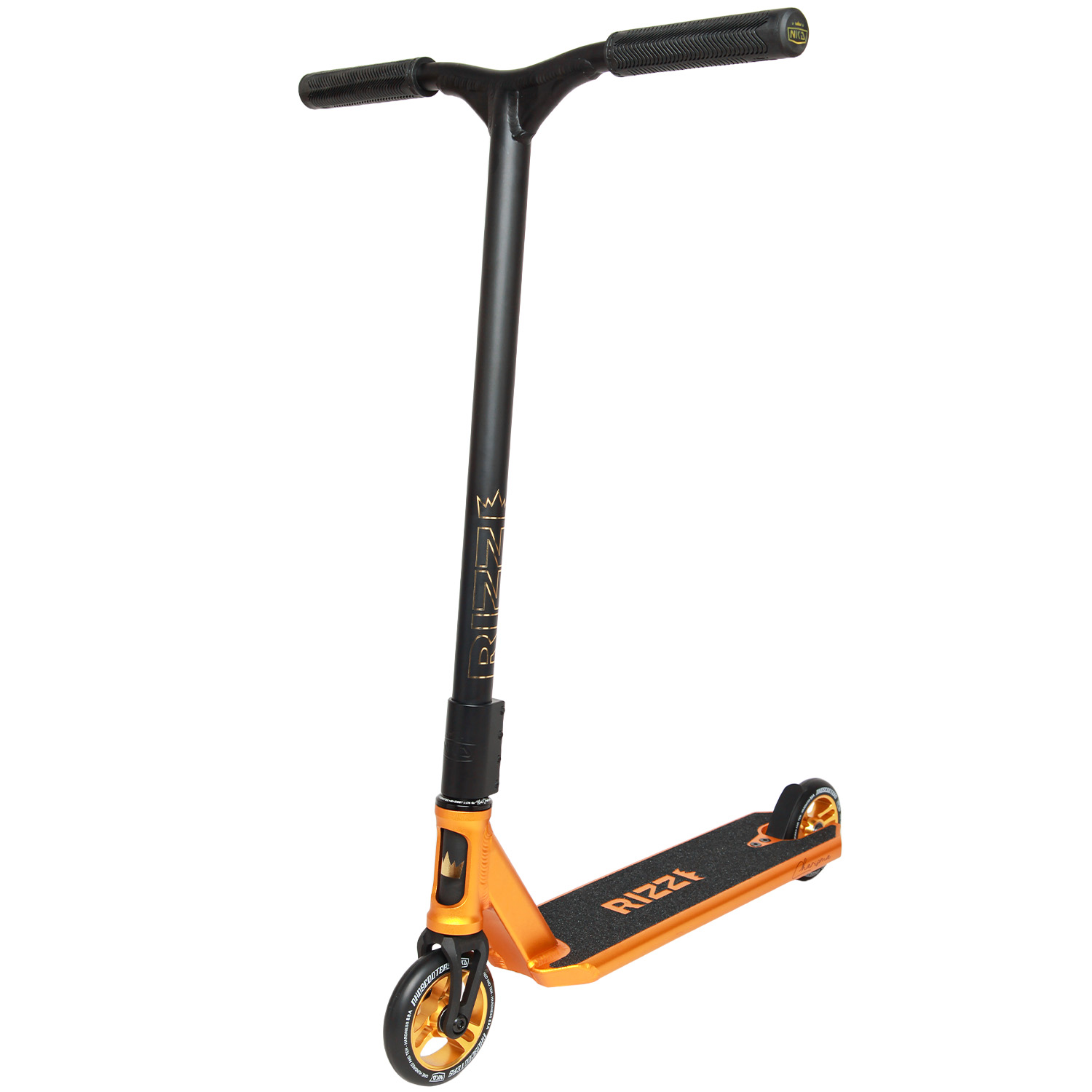 https://cdn.kitedanmark.dk/media/catalog/product//N/K/NKD_Scooter_Rizz_Gold_1500x1500_c0fc.jpg