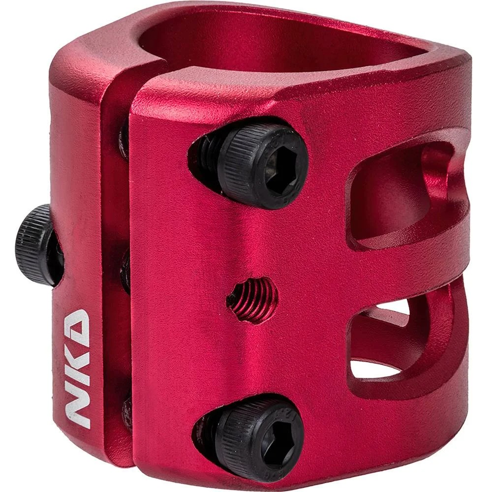 https://cdn.kitedanmark.dk/media/catalog/product//R/a/Rally_v4_clamp_red_01_e2c6.jpg