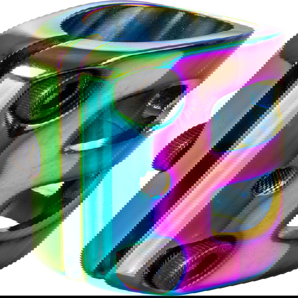 https://cdn.kitedanmark.dk/media/catalog/product//s/c/scooters_components_clamps_nkd_rally_v4_rainbow_05_981b.jpg