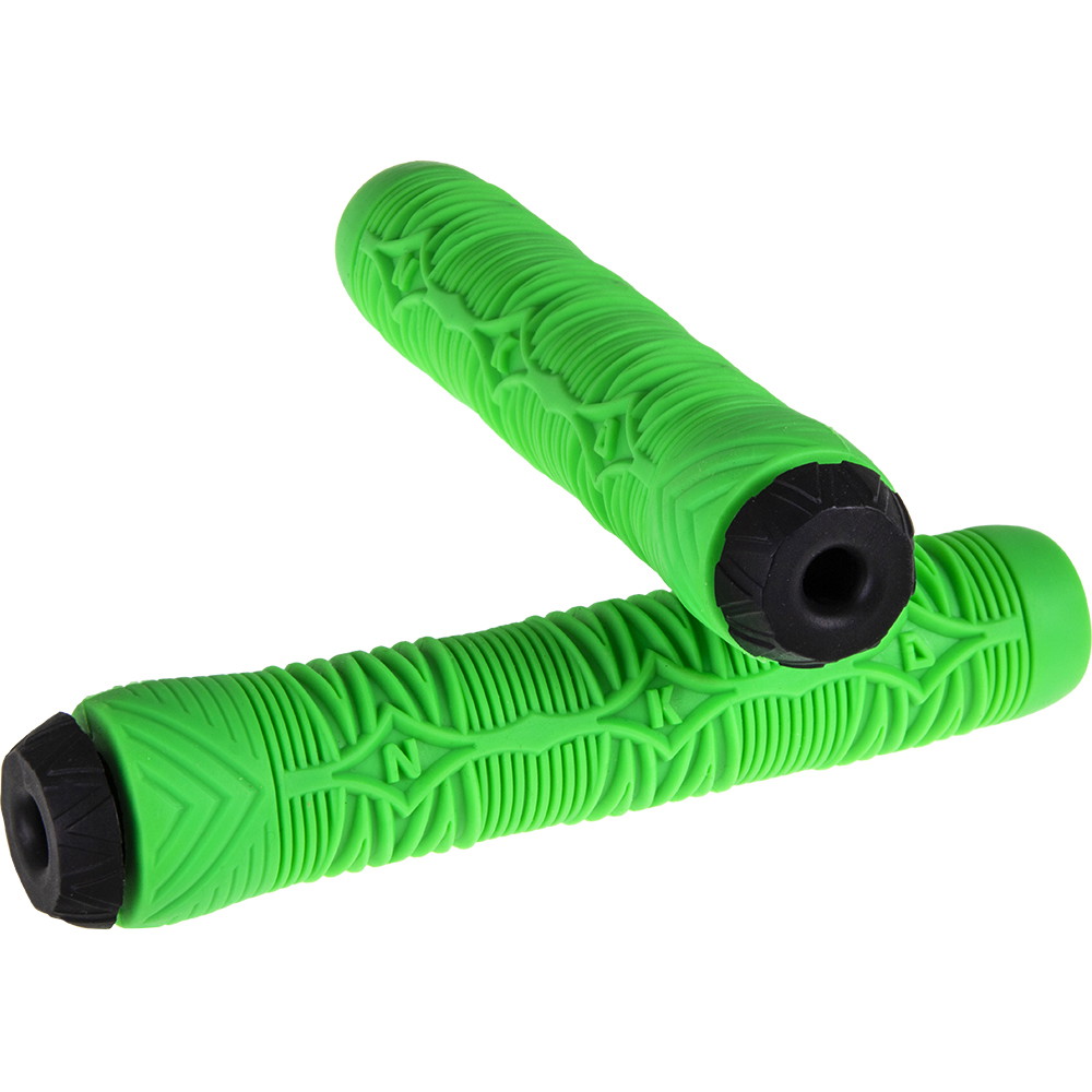 https://cdn.kitedanmark.dk/media/catalog/product//s/c/scooters_components_hand_grips_nkd_diamond_green_01_3e9c.jpg