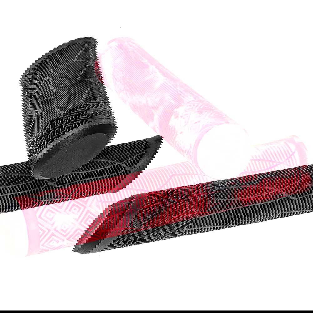 https://cdn.kitedanmark.dk/media/catalog/product//s/c/scooters_components_hand_grips_nkd_shadow_grips_red_black_01_979c.jpg
