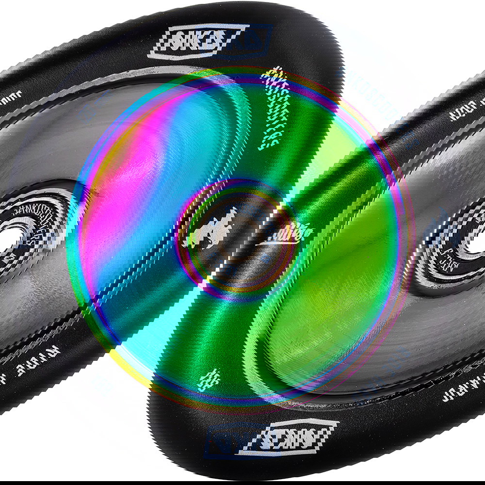 https://cdn.kitedanmark.dk/media/catalog/product//s/c/scooters_components_wheels_nkd_nitro_black_rainbow_01_b8d5.jpg