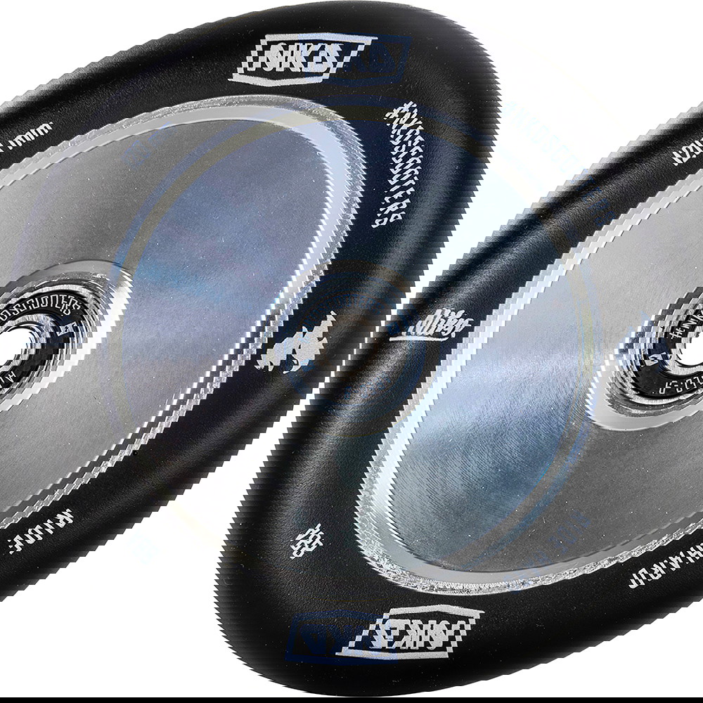 https://cdn.kitedanmark.dk/media/catalog/product//s/c/scooters_components_wheels_nkd_nitro_black_silver_01_4843.jpg