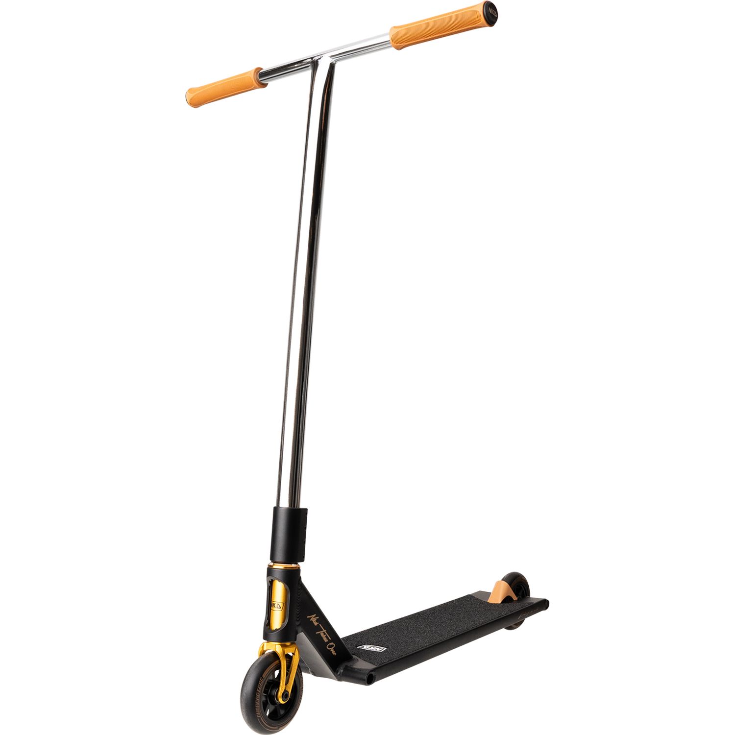 https://cdn.kitedanmark.dk/media/catalog/product//s/c/scooters_nkd_mono_black_brown_01_87d4.jpeg