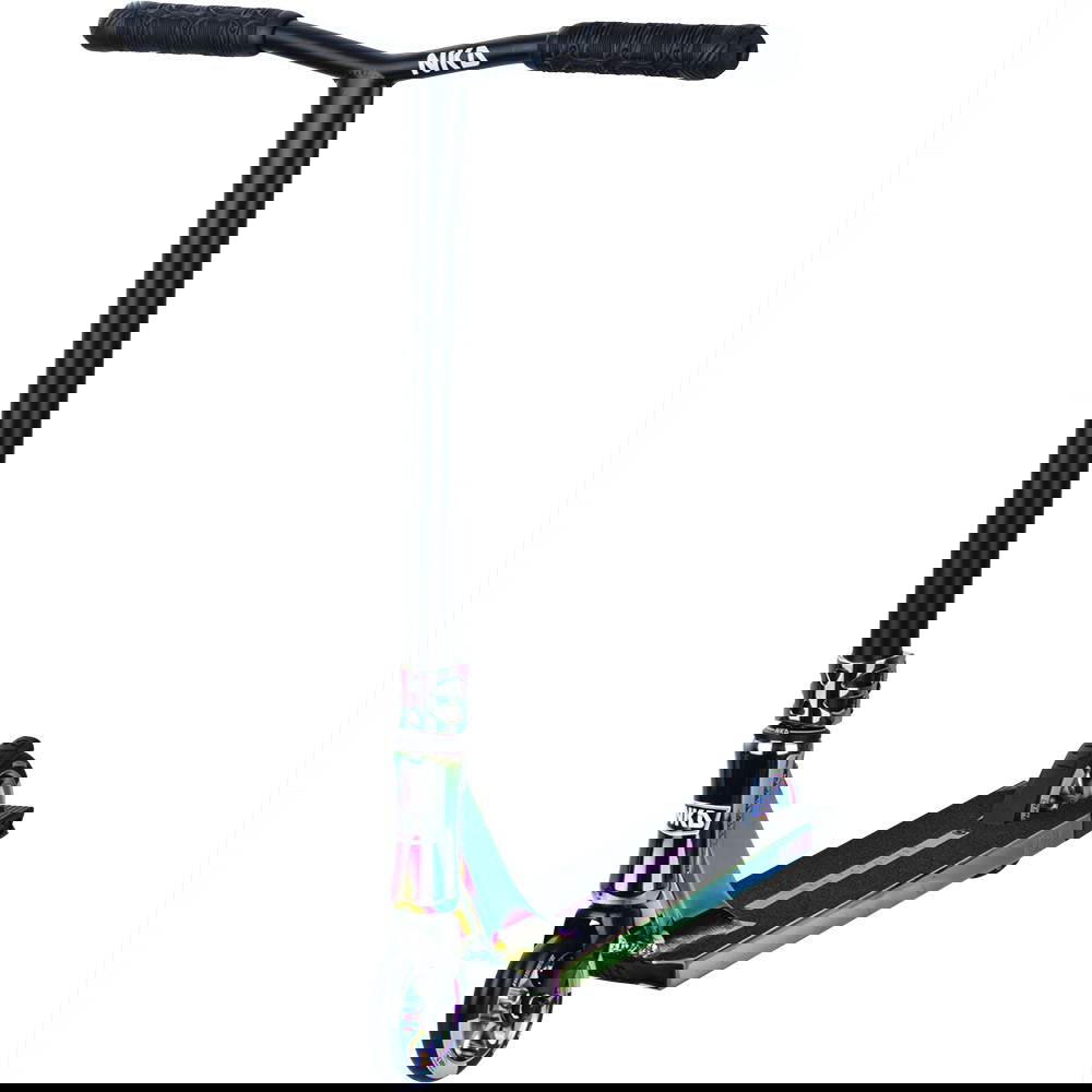 https://cdn.kitedanmark.dk/media/catalog/product//s/c/scooters_nkd_rally_v4_xs_rainbow_83506_01_f411.jpg
