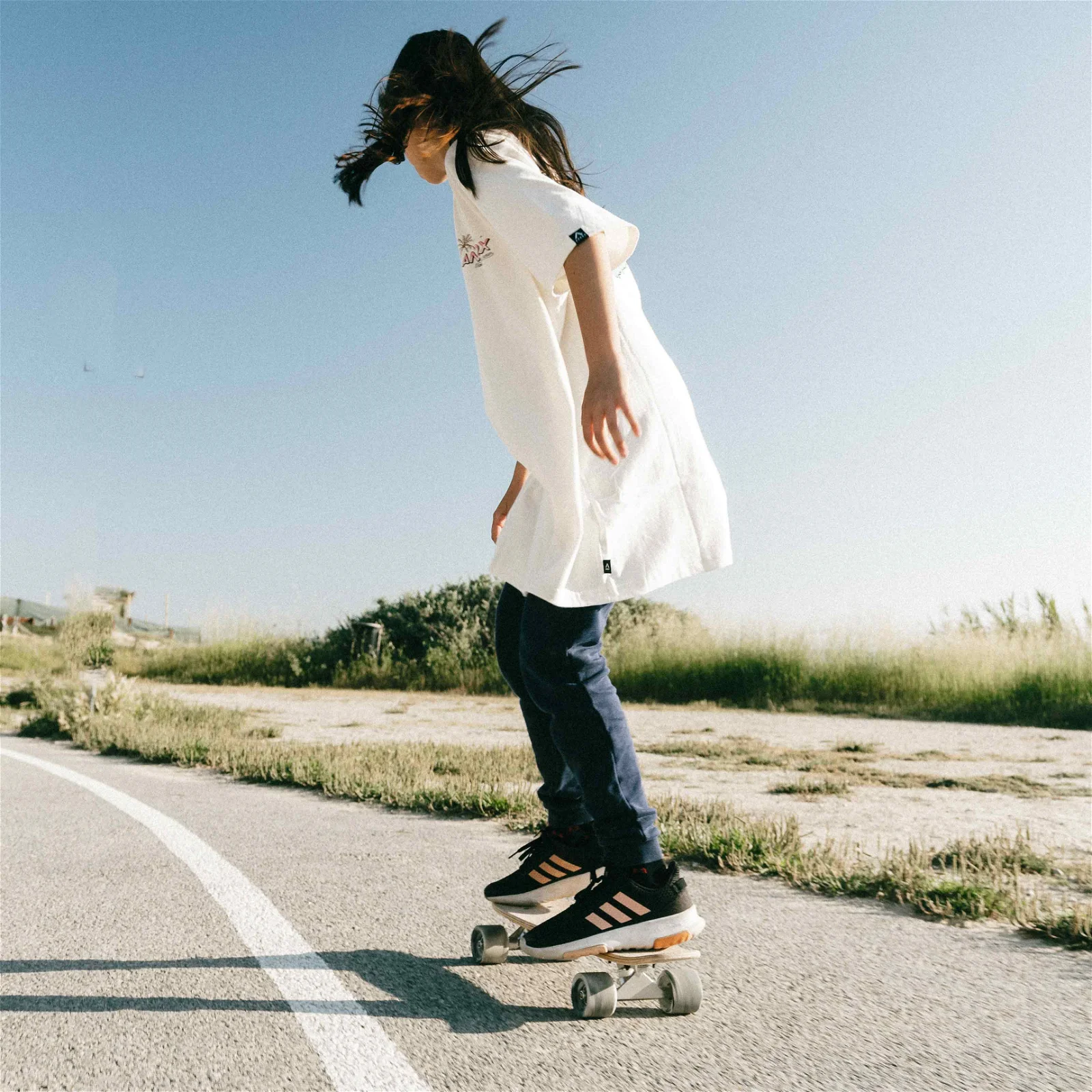 NKX Bones Mini Cruiser Skateboard 22"