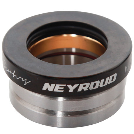 NKD Matis Neyroud Headset – Smooth 360° spin til Trick Løbehjul