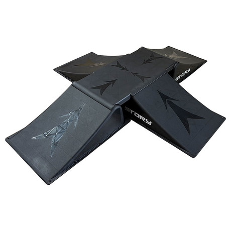 Story 4-Way Skate Rampe