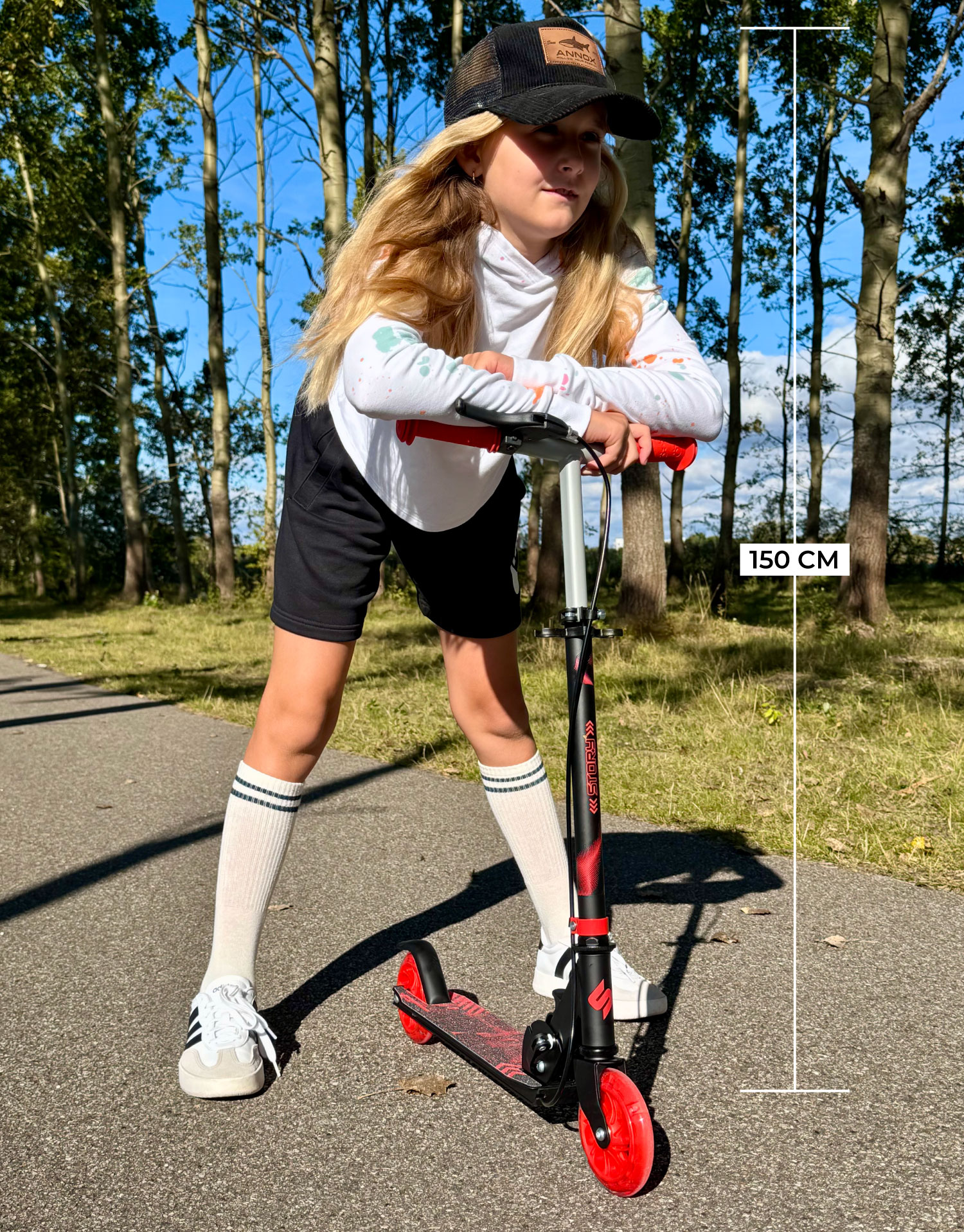 Story Play Børneløbehjul med håndbremse og LED hjul